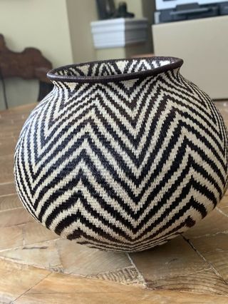 Wounaan Indian Basket - Geometric.  Very Fine.  Panama 6.  5 "