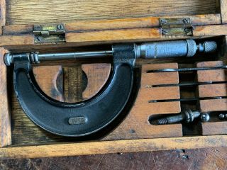 Vintage Moore & Wright Micrometer No 940 Boxed 2