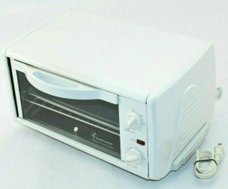 Vintage Toastmaster Toaster Oven Broiler - Model Ttob4 - White - 1350 W -
