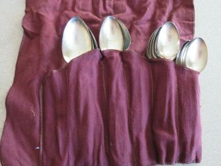 Vintage Oneida Community Tudor Plate Friendship Or Medality 20 Spoons 1932