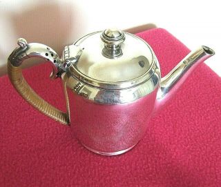 Vintage Walker & Hall Single Serve Silver Plated Tea Pot.