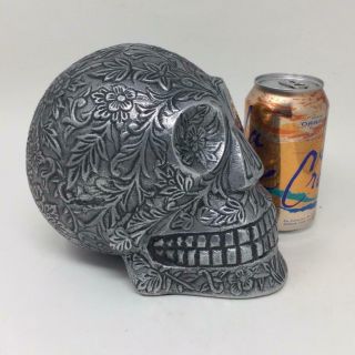 Day Of The Dead Metal Sugar Skull 6.  25 " Figure Sculpture Floral Pattern