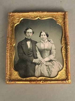 1/6 Plate Daguerreotype Of Pleasant Young Couple,  Sharp,  No Wipes,  No Case