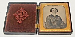 Union Case with Sixth Plate Ambrotype of a Woman 4