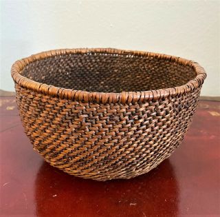 ANTIQUE 19TH C NATIVE AMERICAN INDIAN BASKET WITH PATINA 3