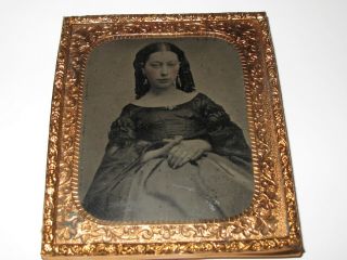 Antique Ambrotype Photo Of A Young Pretty Woman Wearing Jewelry And Ringlet Hair