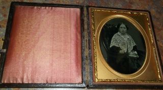 1/6th Plate Daguerreotype Of Young Lady W/lock Of Hair Inside
