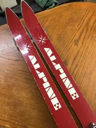 Vintage 1968 Red Alpine Pacer Wood Skis Tremont Look Bindings