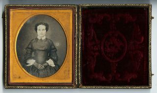 c.  1840 ' s Sixth Plate Daguerreotype of a Pretty Young Woman 2