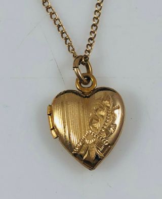 Vintage A & Z 10k Yellow Gold Baby Heart Shaped Locket On Chain Necklace
