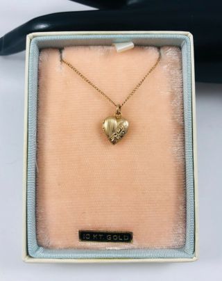 Vintage A & Z 10K Yellow Gold Baby Heart Shaped Locket on Chain Necklace 2