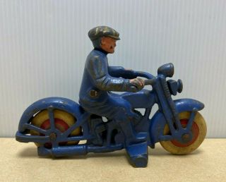 Hubley 1930 Cast Iron Motorcycle - Harley Davidson W/ Civilian Driver