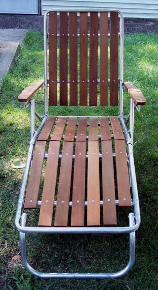 Vintage Aluminum Folding Redwood Wood Lawn Patio Porch Chaise Lounge Chair
