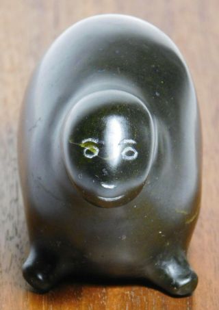 Inuit Eskimo soapstone carving sculpture SEAL WITH HUMAN FACE by ᑎᒥᓚ (Temela) 2