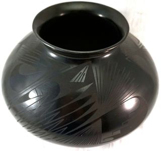 Mata Ortiz Black On Black Hand Coiled Olla Pot Pottery Bowl Oscar G Quezada