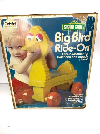 Sesame Street Gabriel Big Bird Ride On Four Wheel Toy Vintage 1979 Muppets Inc.
