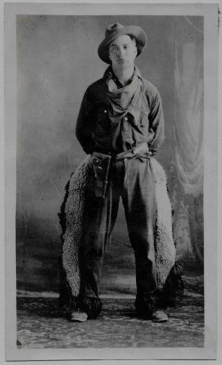 Old Photo Man Wearing Cowboy Costume Gun Wooly Chaps Hat 1910s