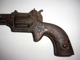 OLD ANTIQUE OBSOLETE CAST IRON BUFFALO BILL CAP GUN 2
