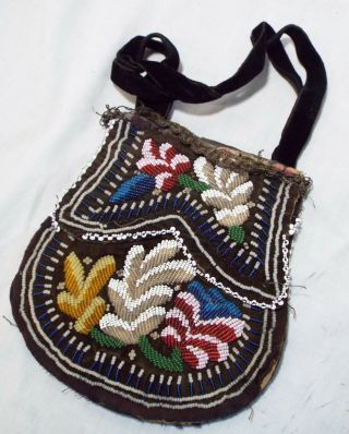Old Antique Native American Indian Floral Pattern Beaded Purse Handbag