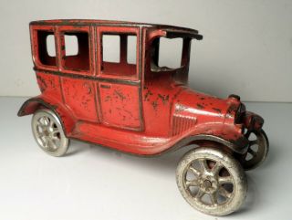 Vintage Arcade Cast Iron Model T Ford Red Sedan W/ Driver 6 1/2 " Hubley