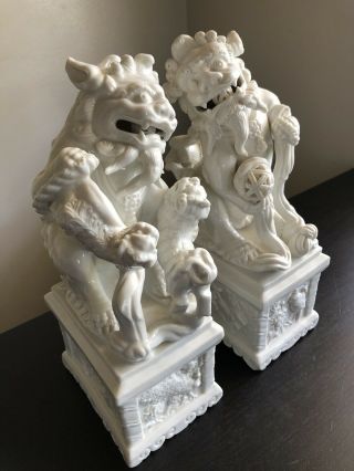 20th C PAIR Foo Dog Lions Statues Chinese Blanc de Chine Dehua White Porcelain 2