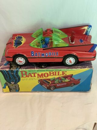 Vintage Batmobile Tin Car Battery Operated Great Batman & Robin Tin Car