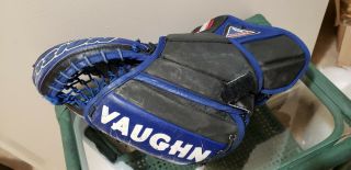 Vintage Vaughn T3500 Pro Ice Hockey Goalie Trapper Glove Catching