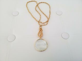 Unique Vintage Signed Accessocraft N.  Y.  C Magnifying Glass Pendant Necklace