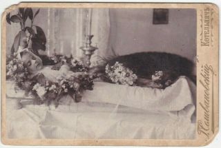 1907 Cp Post Mortem Dead Child Girl Funeral Coffin Odd Old Russian Antique Photo