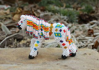 Zuni - Beaded White Horse By Denise & Faron Gchachu - Native American Beadwork