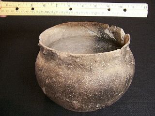 LARGE AUTHENTIC CIRCA 1300 - 1400 AD MISSISSIPPIAN POTTERY JAR FROM NE ARKANSAS 2