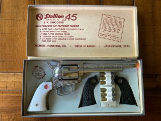 Vintage Nichols Ranch Stallion 45 Mark Ii Toy Cap Gun W/ Box & Accessories