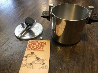 Vintage Wear - Ever 90026 Chicken Bucket 6 Qt Low Pressure Fryer W/ Instuctions