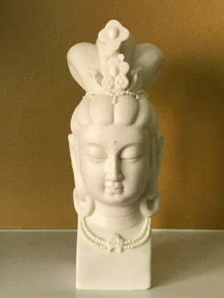 Chinese Dehua Porcelain Blanc De Chine Statue Guanyin 20th C - - Stamped 7.  75 " H