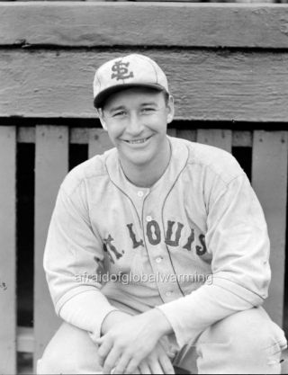 Photo.  1930s.  Baseball.  St Louis Browns - " Bump " Hadley