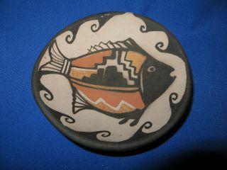 Santo Domingo " Kewa " Pueblo Fish Pottery By Robert Tenorio