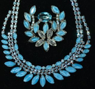 High End Vintage Juliana Baby Blue Rhinestone Necklace & Brooch Set