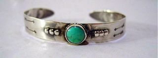 Vintage Native American Navajo Sterling & Turquoise Cuff Bracelet