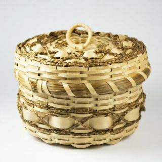 Northeast Native American Woven Split Ash And Braided Sweetgrass Basket With Lid