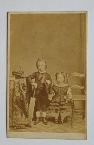 Cdv: Brother & Sister With A Cricket Bat.  By A.  Cunningham.  Armidale,  Australia