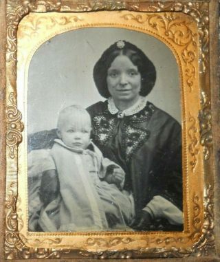 1/9th Size English Ambrotype Of Young Mom And Baby In Half Case