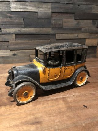 1920s Arcade Cast Iron Yellow Taxi Cab Toy W/ Driver Read