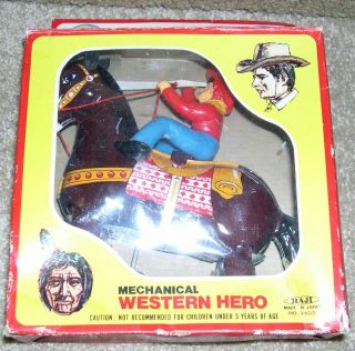The Great Western Hero Mechanical Wind Up Tin Toy Cowboy Horse Box Vintage Japan