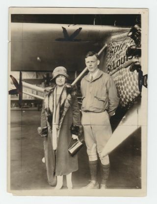 Press Photo Aviator Charles Lindbergh W/ Wife Spirit Of St Louis 1927