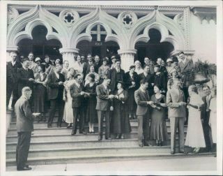 1933 Press Photo Los Angeles Ca Mass Wedding At Little Church - Ner61353