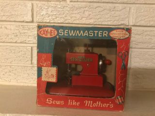 Vintage Kay - Ee Sewmaster Hand Crank Toy Sewing Machine Post War Germany W Box
