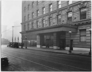 Post Street - St Francis Hotel Entrance - San Francisco 1926 8x10 Moulin Print