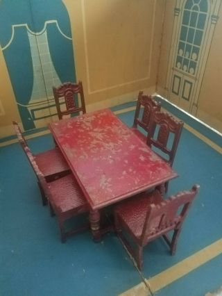 Arcade Vintage Cast Iron Dollhouse Furnishings: Dining Room Table And 6 Chairs.