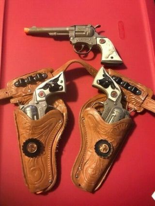 3 Hubley " Western " Toy Cap Guns W/original Leather Holsters