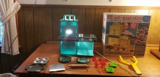 Vintage 1969 Kenner Easy Bake Oven Turquoise W/ Box 1969 